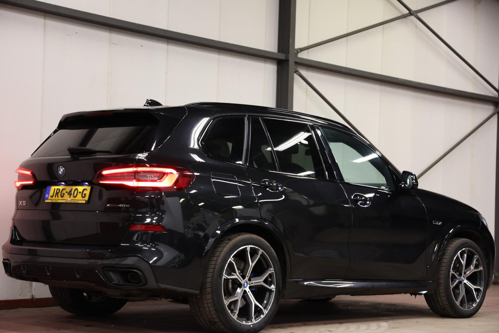 BMW X5 xDrive45e PANORAMA SKY LOUNGE TREKHAAK MASSAGE 2