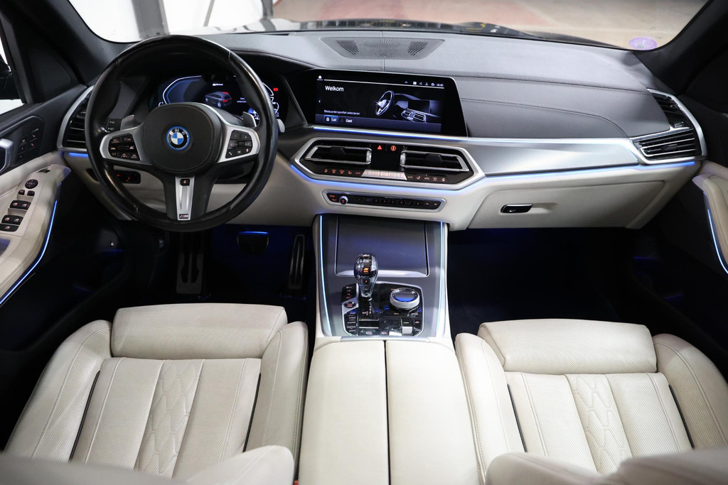 BMW X5 xDrive45e PANORAMA SKY LOUNGE TREKHAAK MASSAGE 3