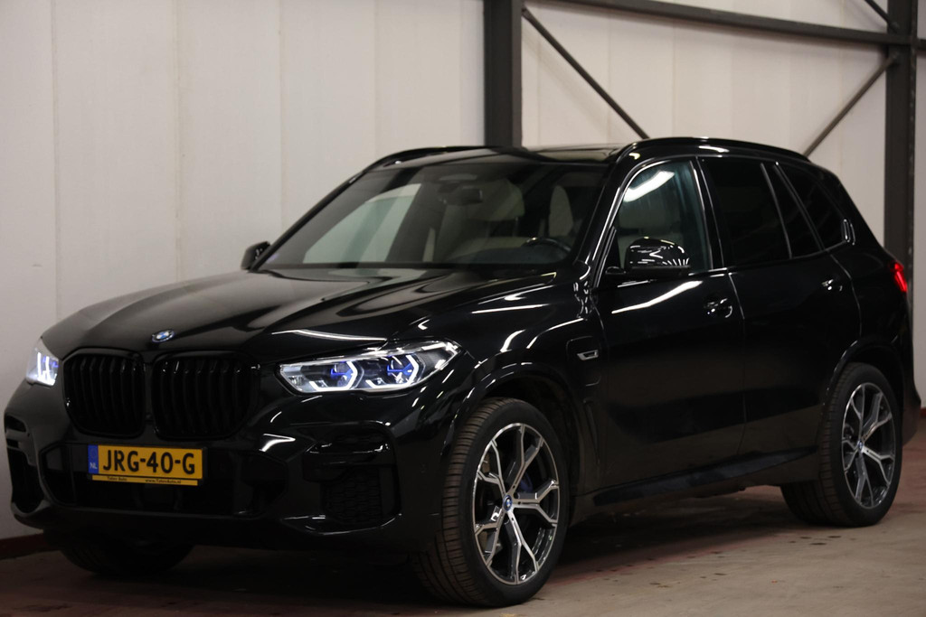BMW X5 xDrive45e PANORAMA SKY LOUNGE TREKHAAK MASSAGE 5
