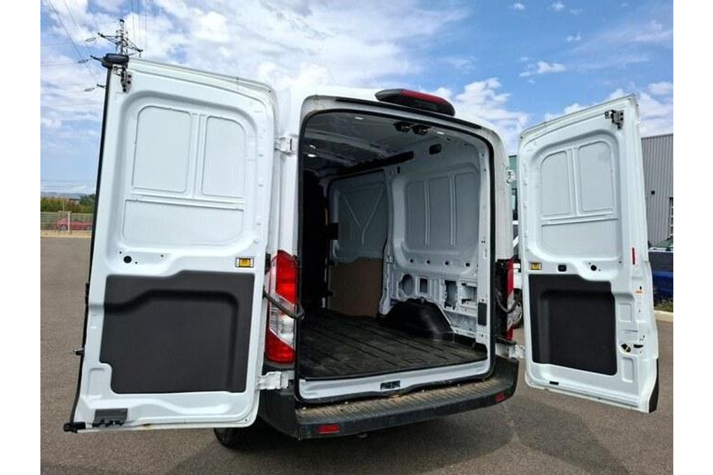 Ford E-Transit 350 L2H2 Trend 68 kWh 6