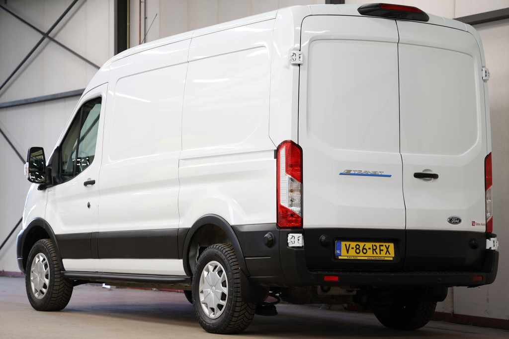 Ford E-Transit 350 L2H2 Trend 68 kWh 3