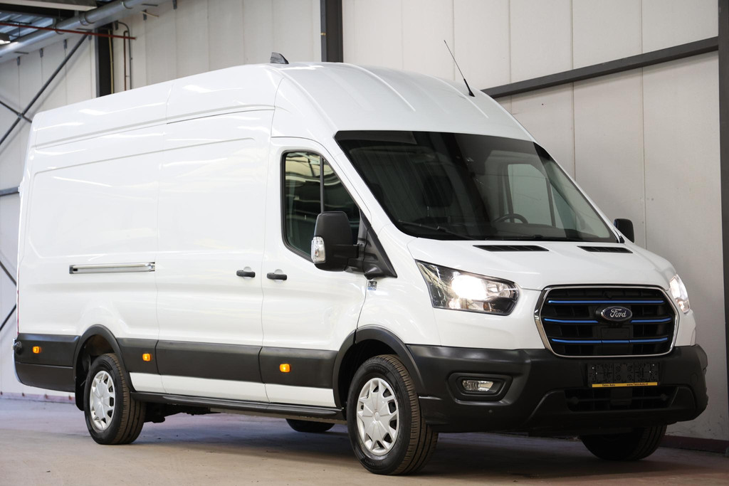 Ford E-Transit 350 L4H3 Trend 68 kWh 4