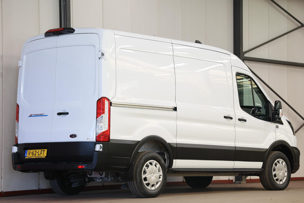 Ford E-Transit L2H2 Trend 68 kWh 2