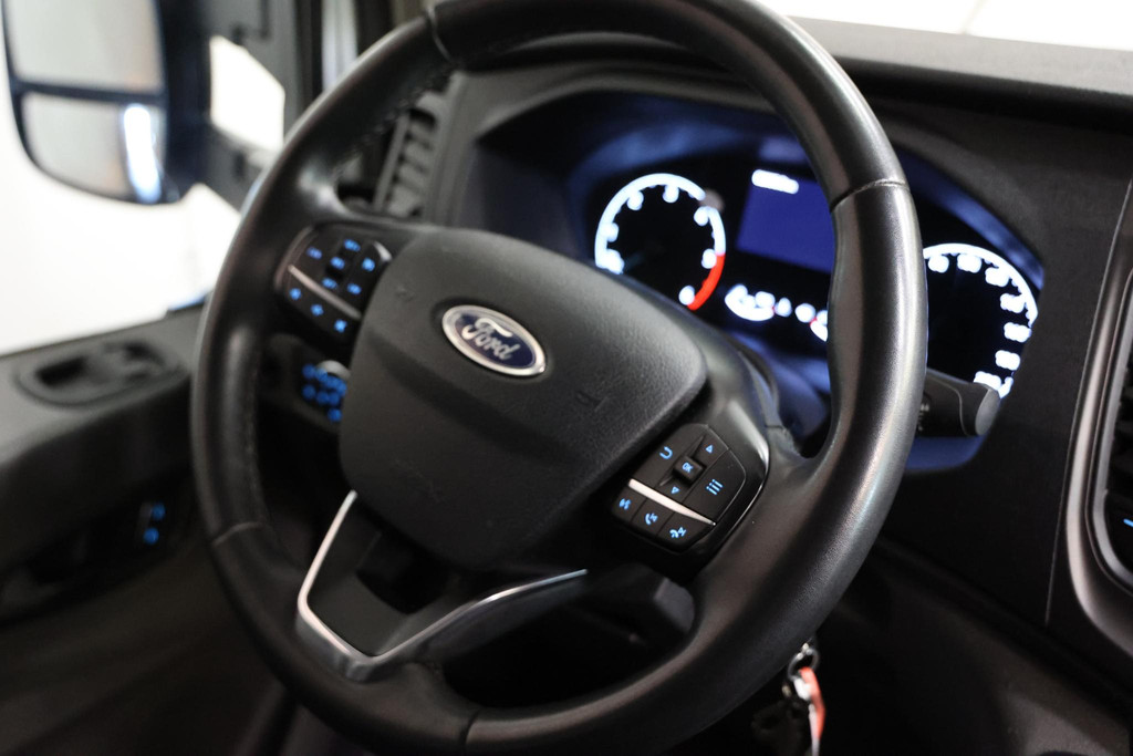 Ford Transit 2.0 TDCI BAKWAGEN MEUBELBAK LAADKLEP EURO 6 7