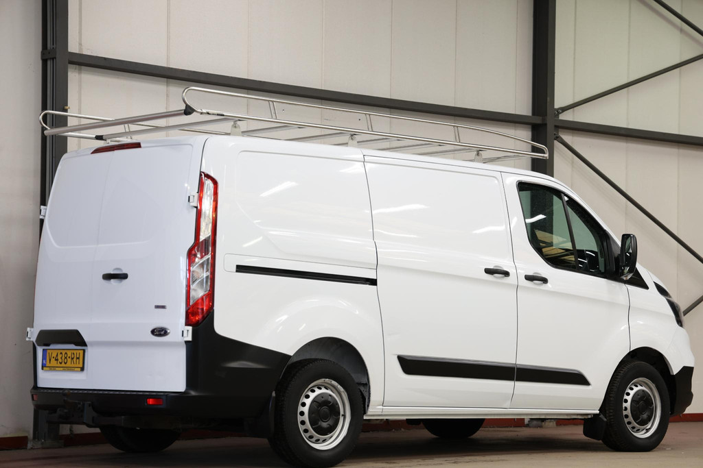 Ford Transit Custom 2.0 TDCI L1H1 IMPERIAAL EN TREKHAAK 3