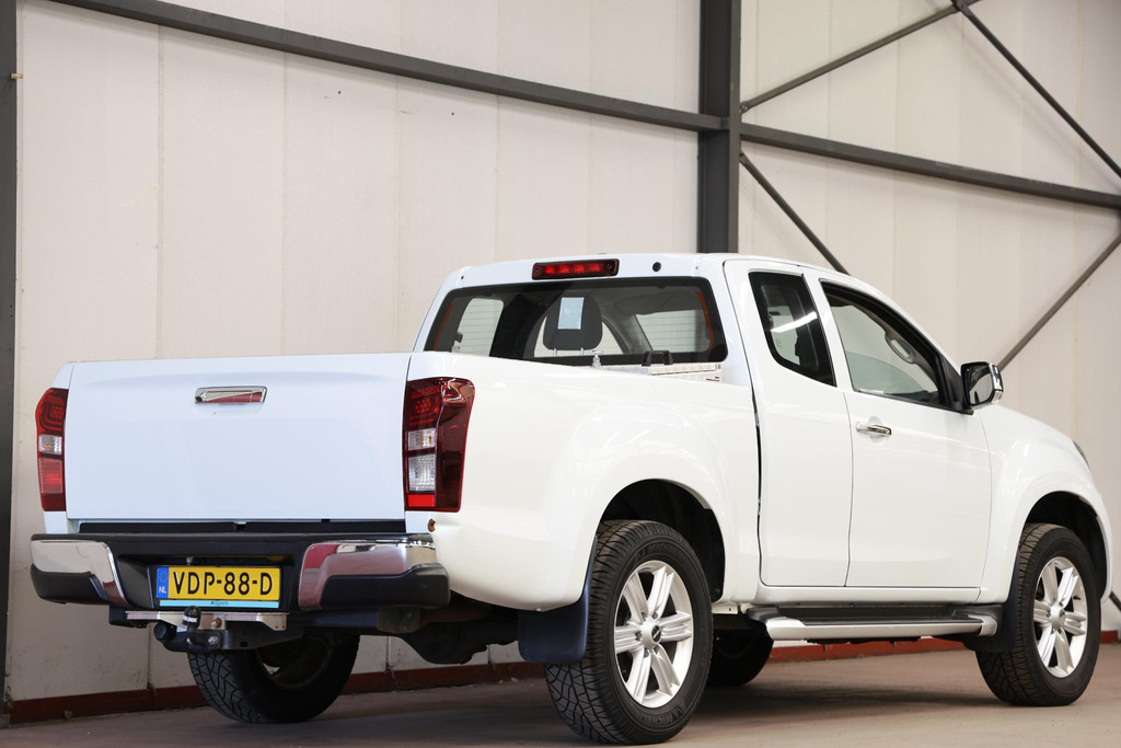 Isuzu D-max 1.9 Extended Cab 3500KG TREKHAAK EURO 6 2