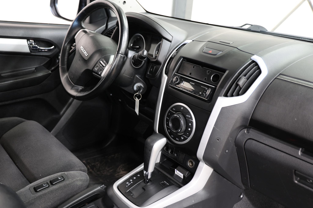 Isuzu D-max 1.9 Extended Cab AUTOMAAT 3500KG TREKHAAK EURO 6 12