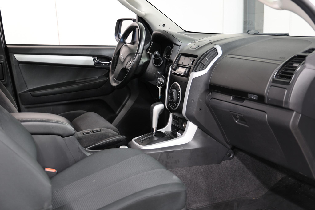 Isuzu D-max 1.9 Extended Cab AUTOMAAT 3500KG TREKHAAK EURO 6 7