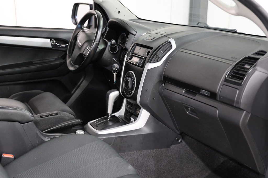 Isuzu D-max 1.9 Extended Cab AUTOMAAT 3500KG TREKHAAK EURO 6 8