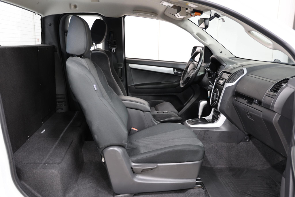 Isuzu D-max 1.9 Extended Cab AUTOMAAT 3500KG TREKHAAK EURO 6 9