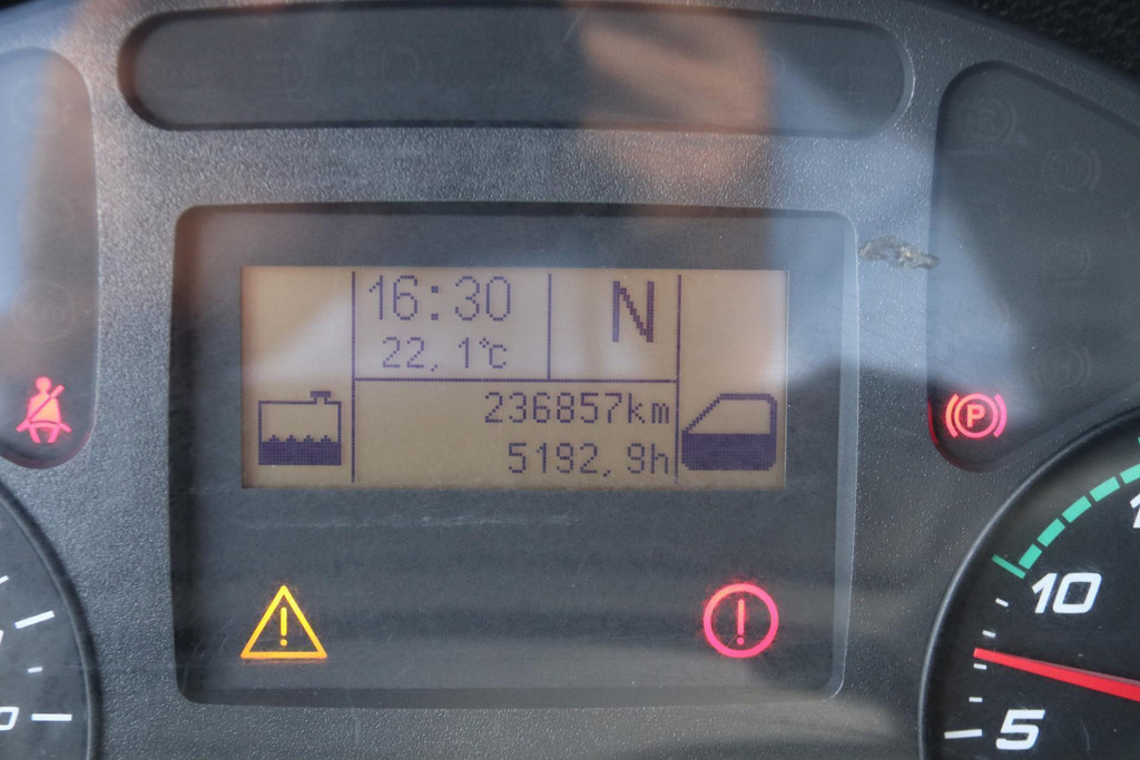 Iveco Eurocargo BAKWAGEN KOELWAGEN LAADKLEP THERMOKING V600 MAX 12