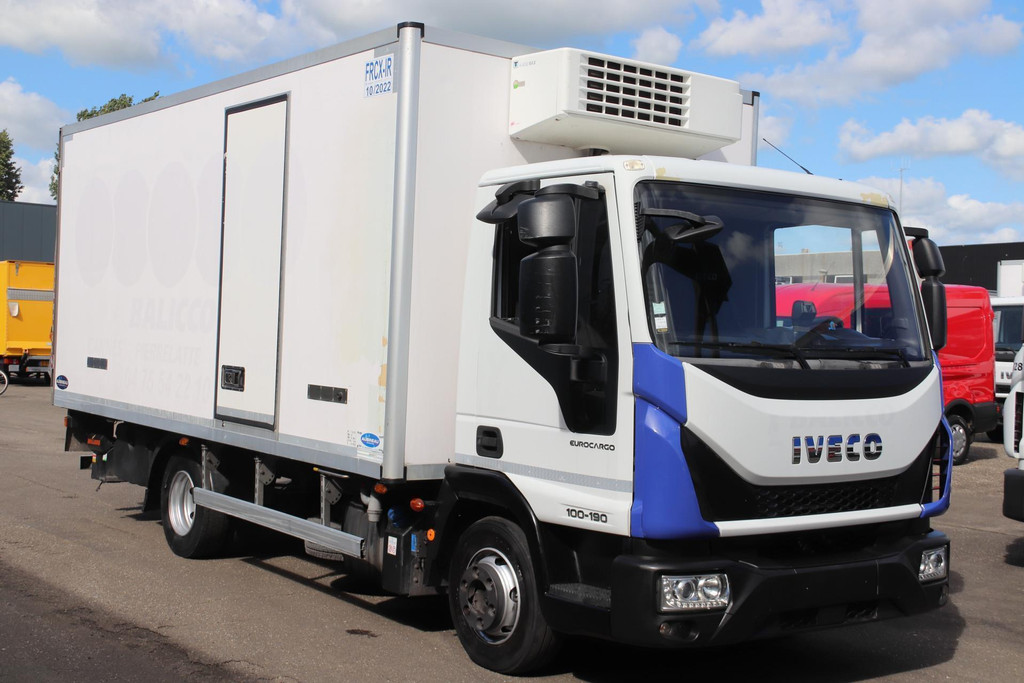 Iveco Eurocargo BAKWAGEN KOELWAGEN LAADKLEP THERMOKING V600 MAX 10