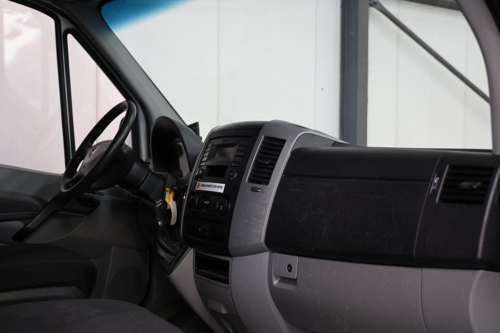 Mercedes-Benz Sprinter 311 2.2 CDI LAADKLEP POST NL 8
