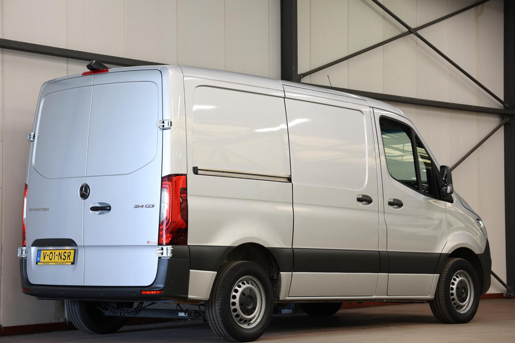 Mercedes-Benz Sprinter 314 2.2 CDI L1H1 AUTOMAAT LED INRICHTING 2