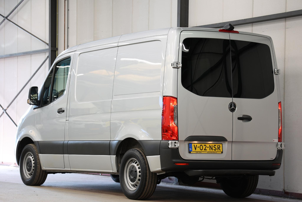 Mercedes-Benz Sprinter 317 L1H1 170PK 2000KG TREKVERMOGEN 3