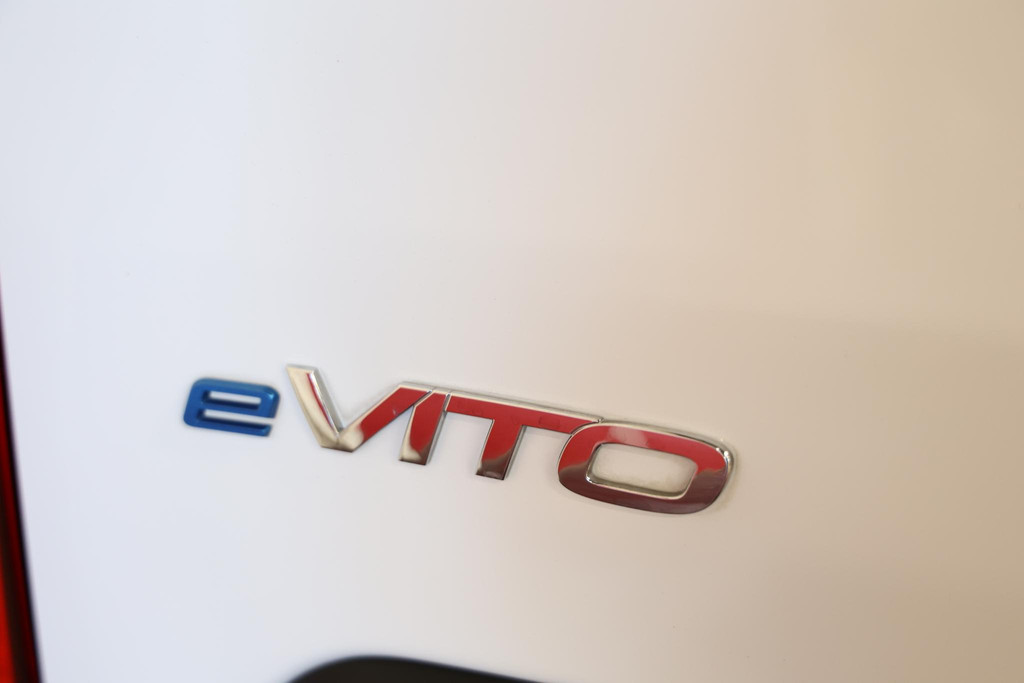 Mercedes-Benz eVito Lang Launch Edition 41 kWh 8