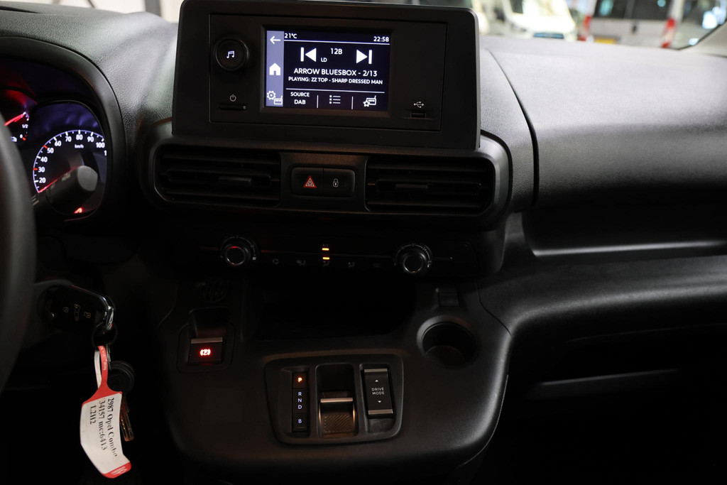Opel Combo-e L1H1 50 kWh AIRCO PDC 12