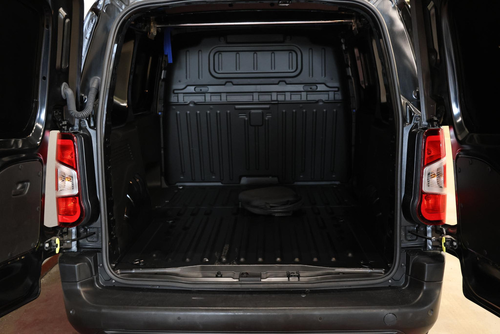Opel Combo-e L1H1 50 kWh AIRCO PDC 4