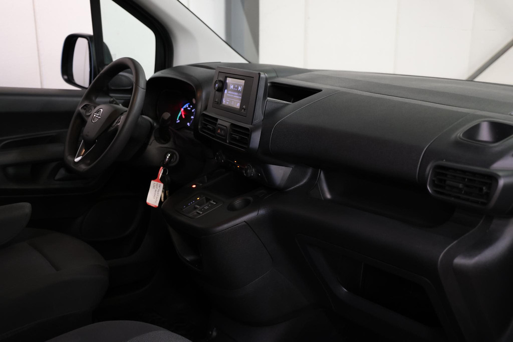 Opel Combo-e L1H1 50 kWh AIRCO PDC 7