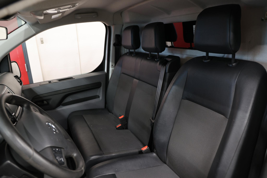 Opel Vivaro 2.0 CDTI L3H1 LANG IMPERIAAL TREKHAAK 3PERS 7