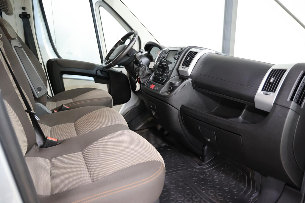 Peugeot Boxer 141 PK PERSONENBUS 9 PERSOONS 12