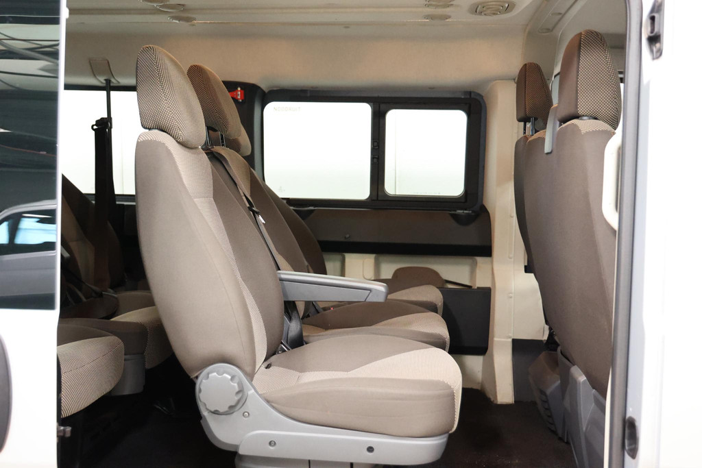 Peugeot Boxer 2.2 BlueHDI 9 Persoons Personenvervoer 6