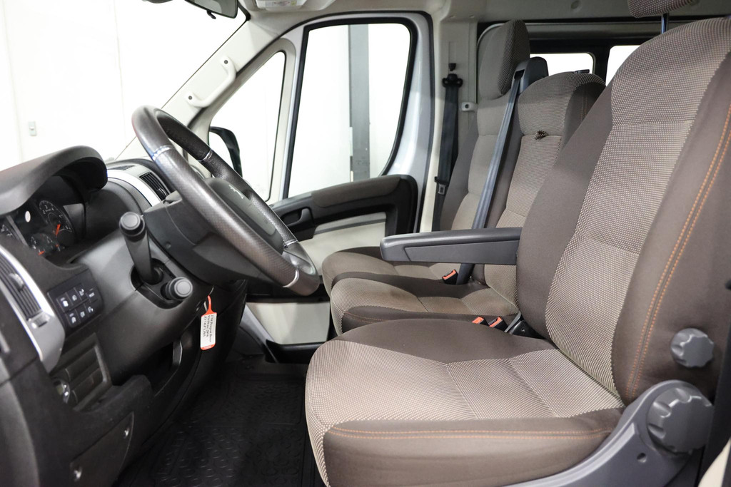 Peugeot Boxer 2.2 BlueHDI 9 Persoons Personenvervoer 8