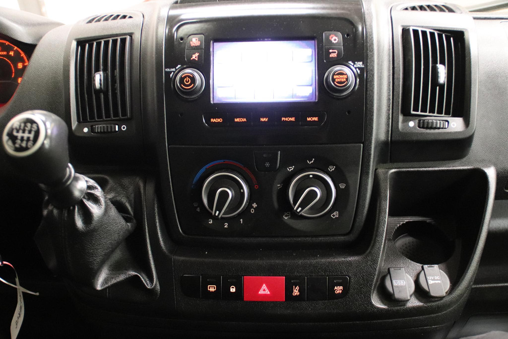 Peugeot Boxer 2.2 BlueHDi 140 L4H3 ACHTERUITRIJCAMERA 9