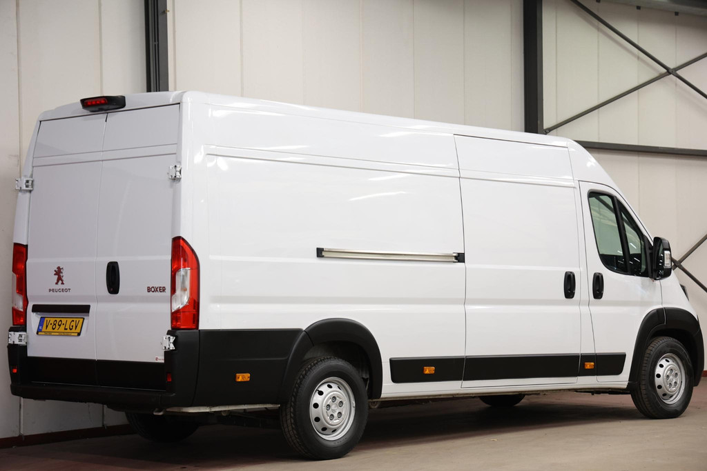Peugeot Boxer 435 2.2 BlueHDi 140 L4H2 2