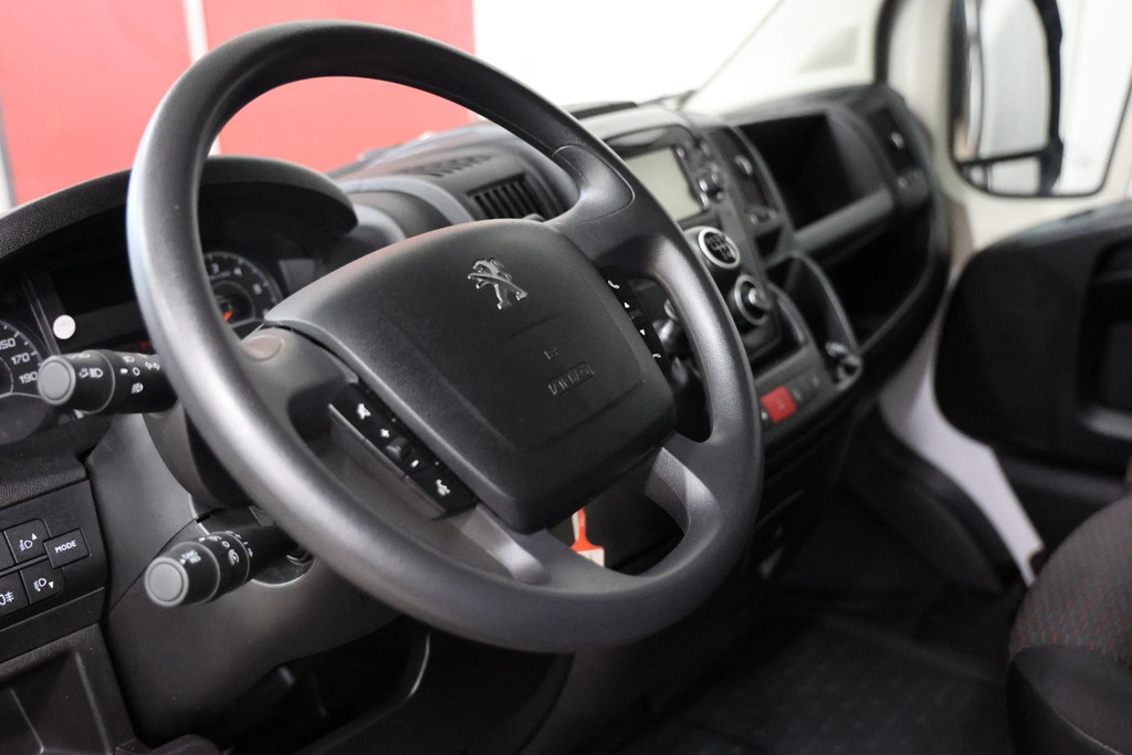 Peugeot Boxer 435 2.2 BlueHDi 140 L4H2 12