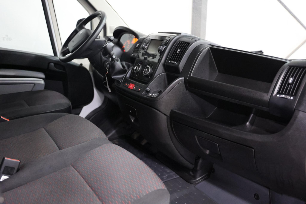 Peugeot Boxer 435 2.2 BlueHDi 140 L4H2 6