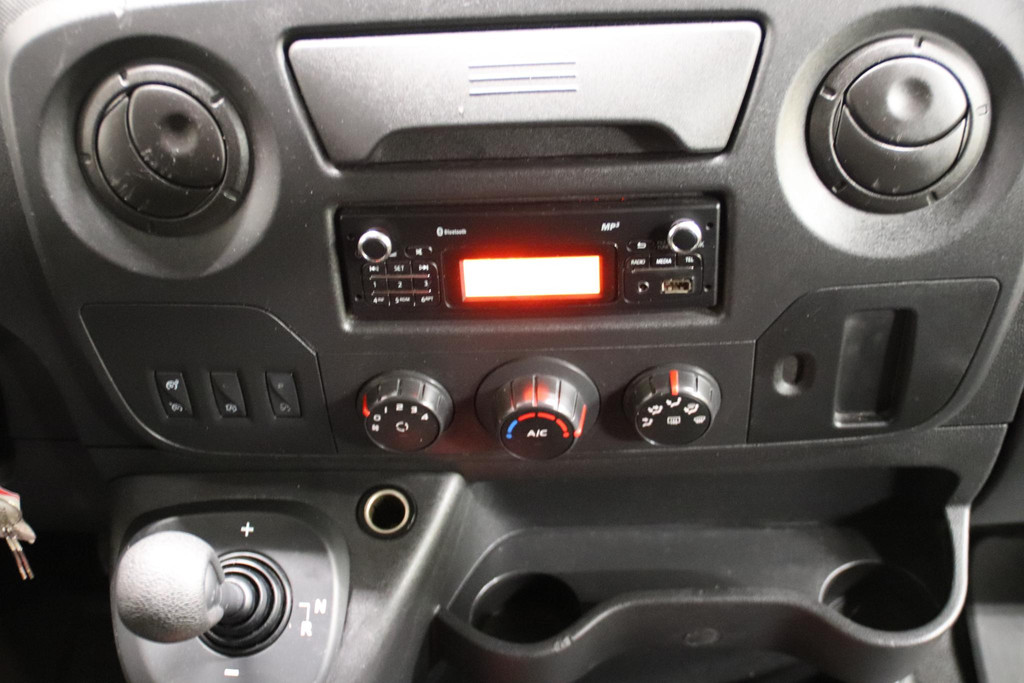 Renault Master 170PK AUTOMAAT LOWLINER VERKOOPWAGEN PAARDENWAGEN 12