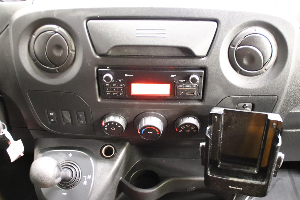 Renault Master 170PK AUTOMAAT PAARDENWAGEN LOWLINER VERKOOPWAGEN 10