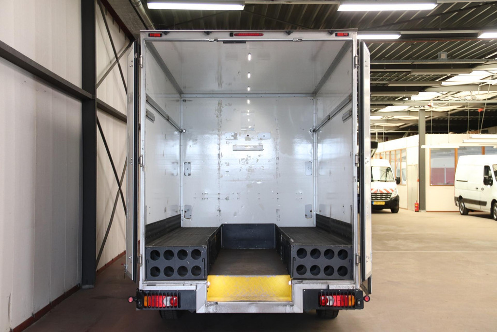 Renault Master 170PK AUTOMAAT PAARDENWAGEN LOWLINER VERKOOPWAGEN 3