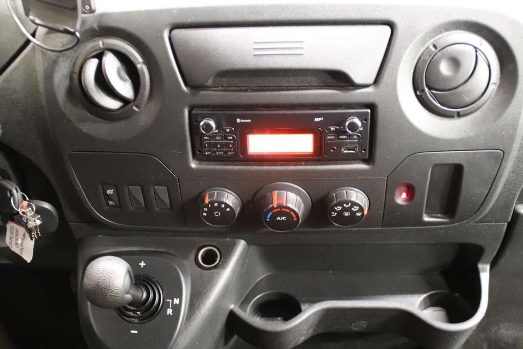Renault Master 170PK AUTOMAAT PAARDENWAGEN LOWLINER VERKOOPWAGEN 6