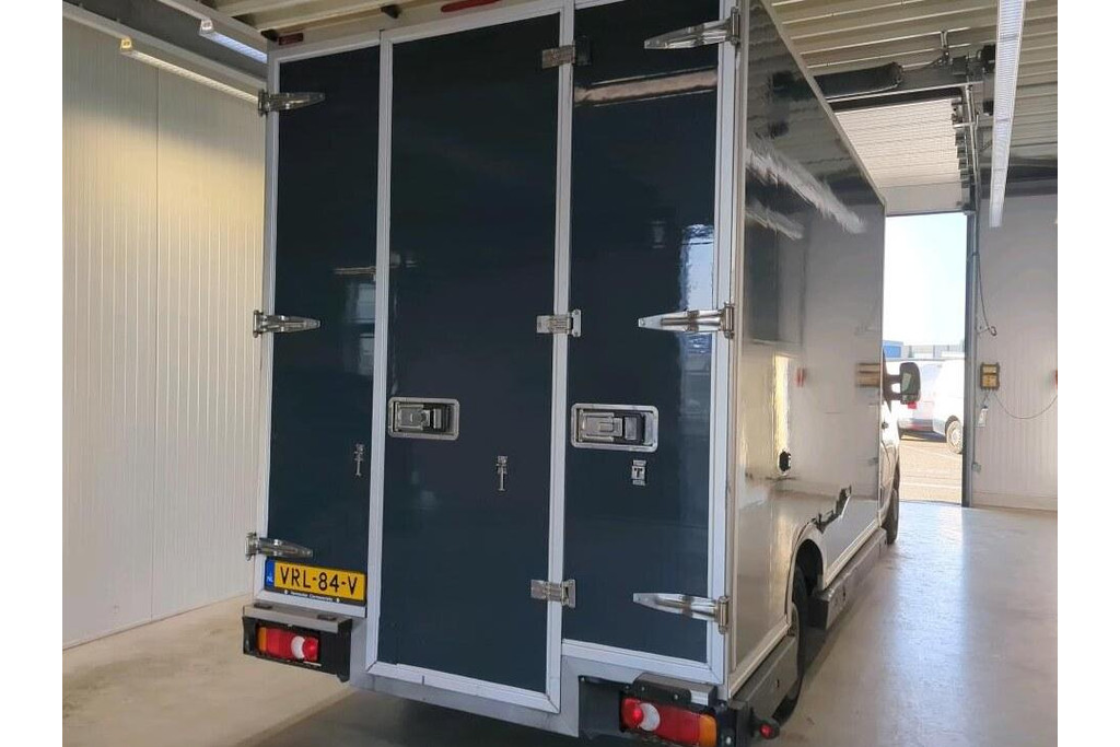 Renault Master 2.3 dCi 150 BAKWAGEN MEUBELBAK LOWLINER 3