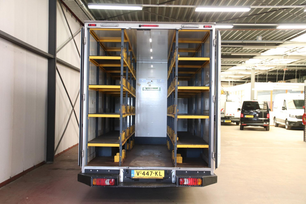 Renault Master 2.3 dCi 170PK AUTOMAAT BAKWAGEN LOWLINER 3