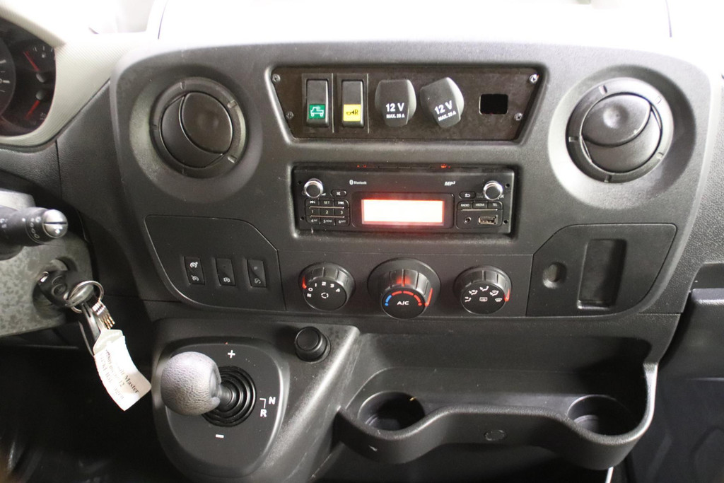 Renault Master 2.3 dCi 170PK AUTOMAAT BAKWAGEN LOWLINER 6