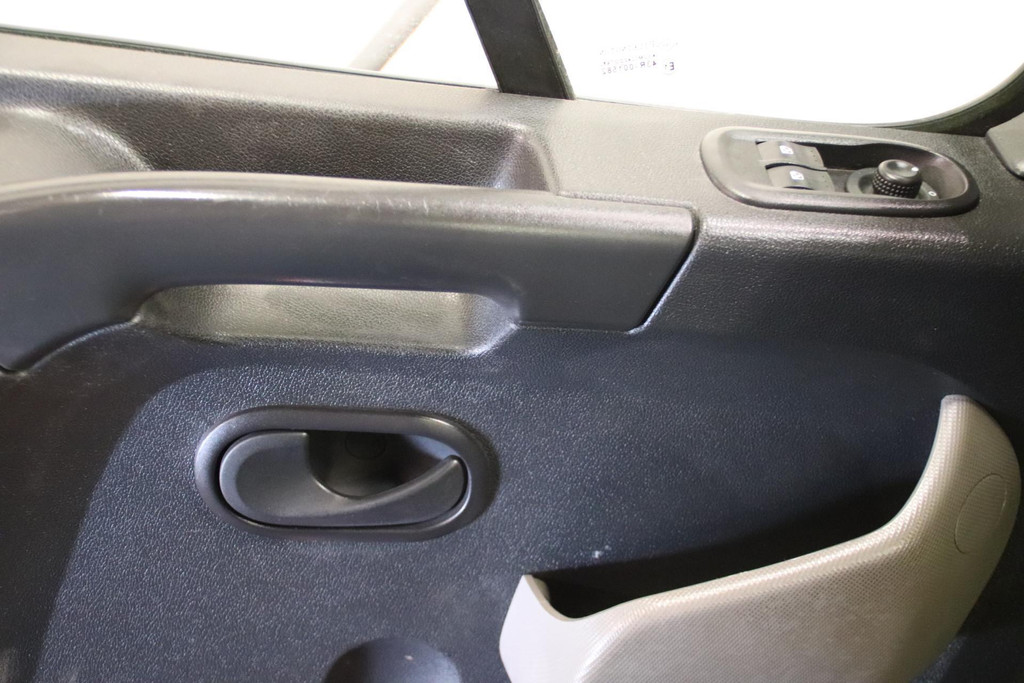 Renault Master 2.3 dCi AUTOMAAT LOWLINER 11