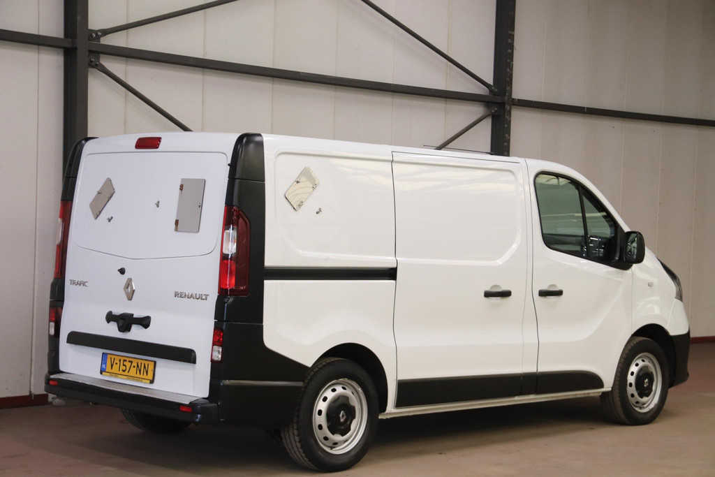 Renault Trafic 1.6 dCi WERKPLAATSINRICHTING AIRCO 5