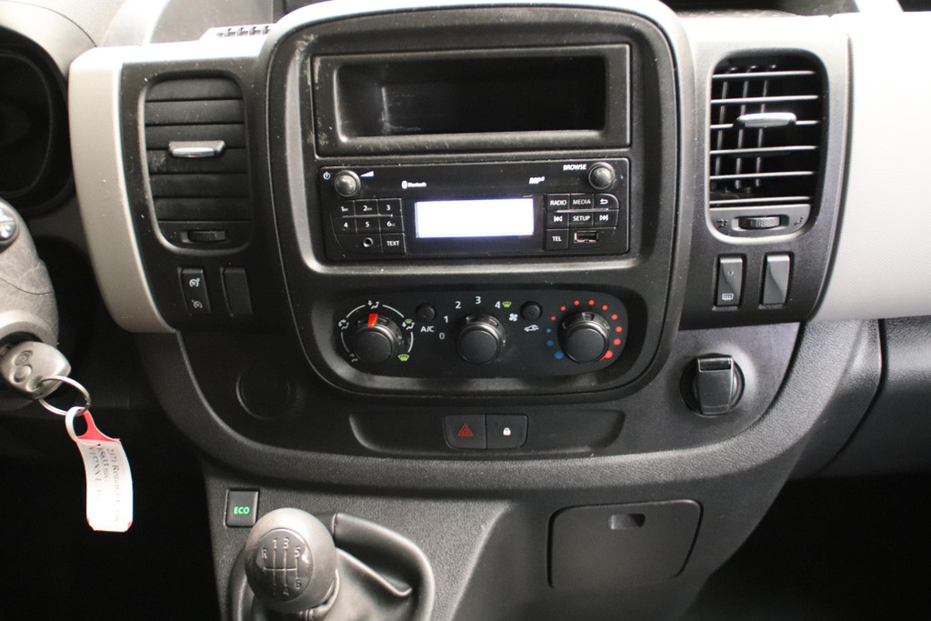Renault Trafic 1.6 dCi WERKPLAATSINRICHTING AIRCO 9