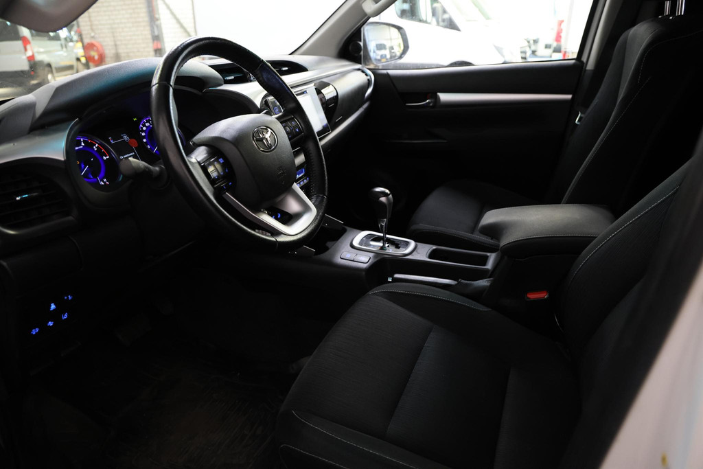 Toyota Hilux 2.4 D-4D AUTOMAAT 4WD 4x4 Double Cab 6