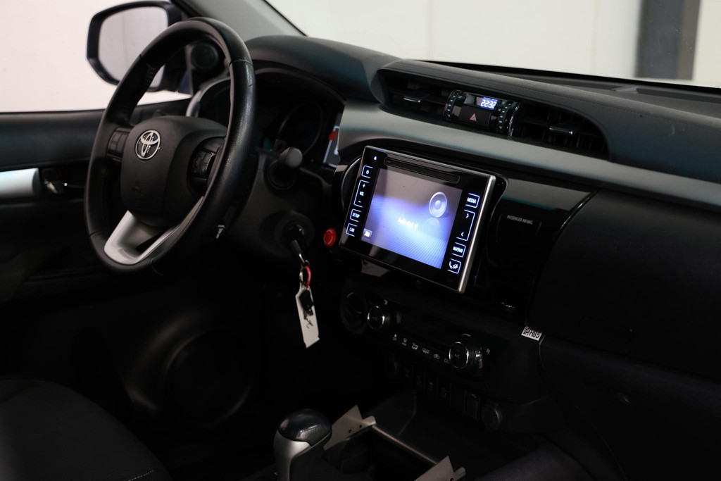 Toyota Hilux 2.4 D-4D AUTOMAAT 4WD 4x4 Double Cab 8
