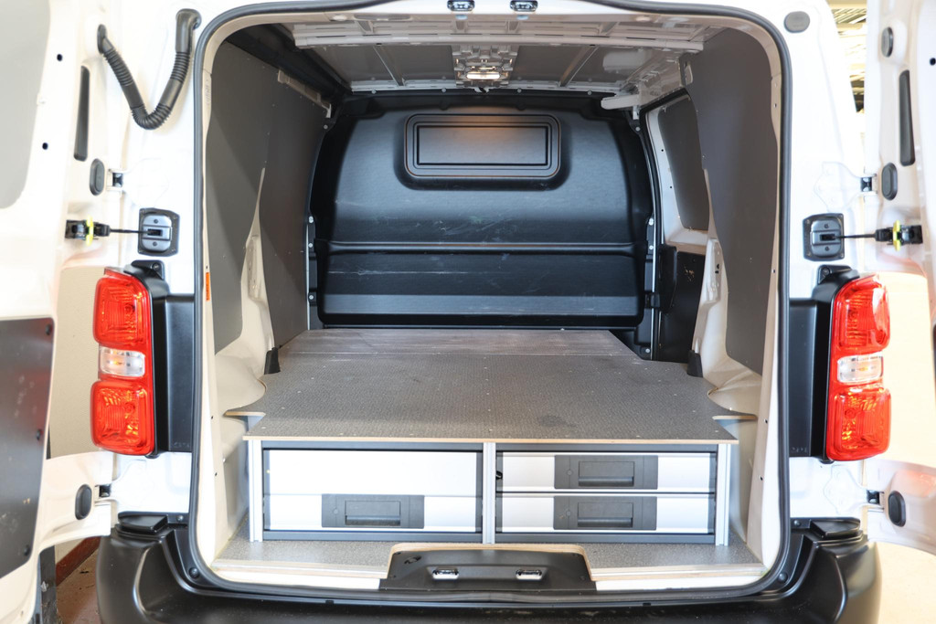 Toyota ProAce Worker 2.0 D-4D 2500KG TREKVERMOGEN 5