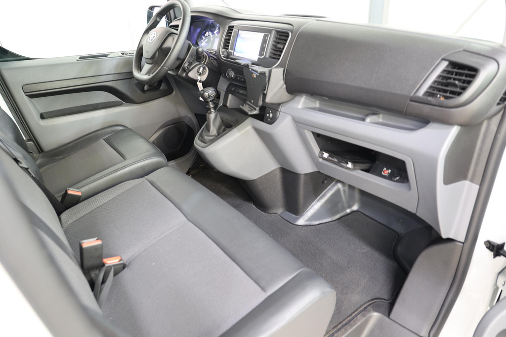 Toyota ProAce Worker 2.0 D-4D 2500KG TREKVERMOGEN 7