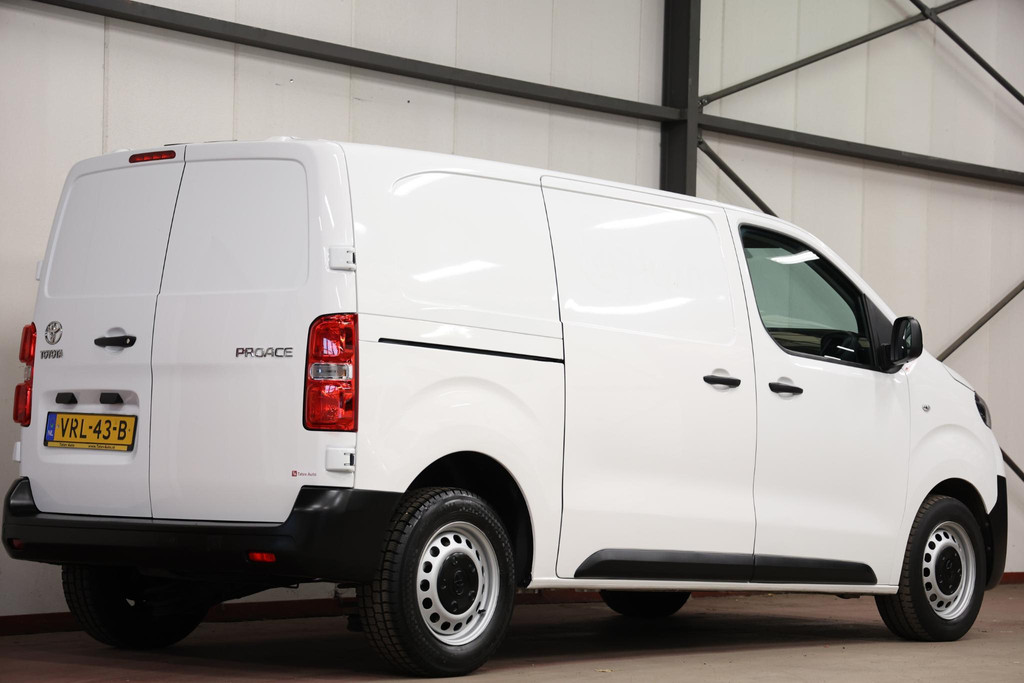 Toyota ProAce Worker 2.0 D-4D L2H1 2500KG TREKVERMOGEN 2