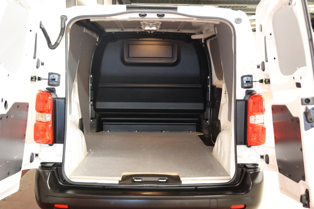 Toyota ProAce Worker 2.0 D-4D L2H1 2500KG TREKVERMOGEN 4