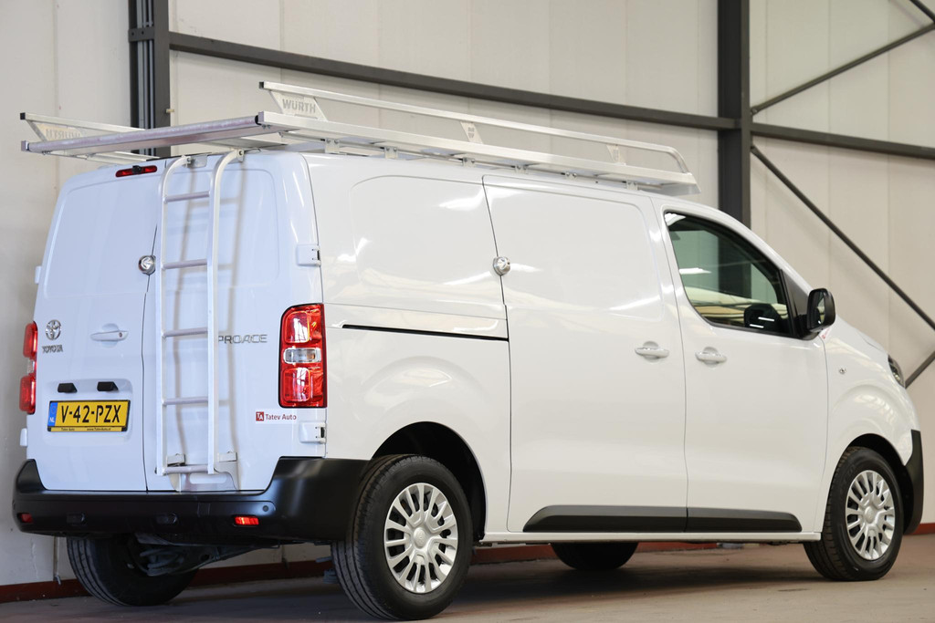 Toyota ProAce Worker 2.0 D-4D Live L2H1 LANG AUTOMAAT 4
