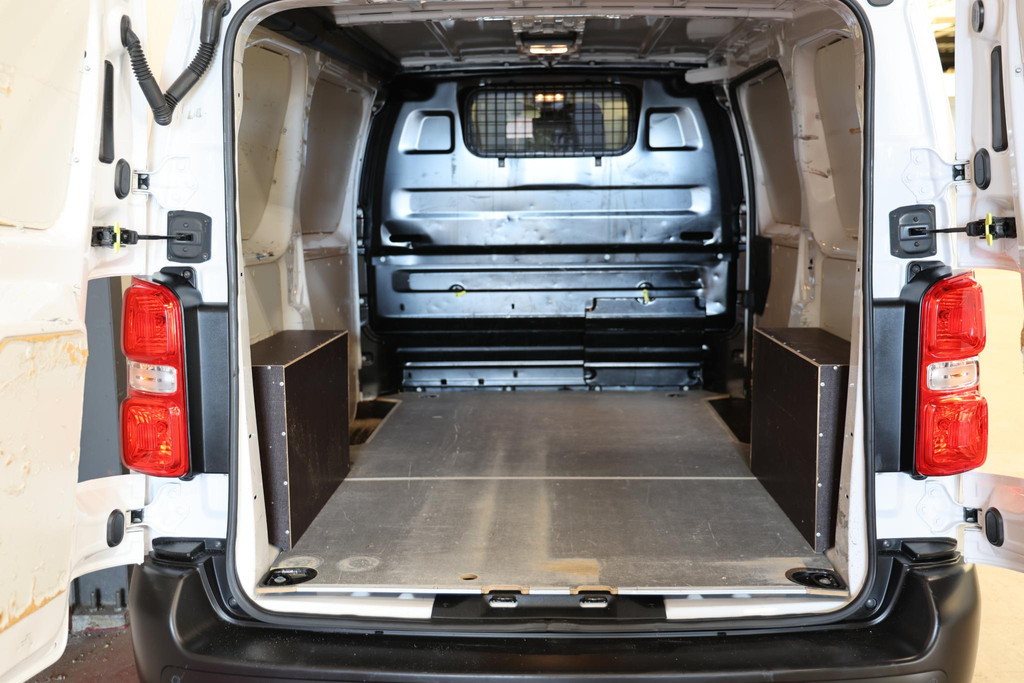 Toyota ProAce Worker 2.0 D-4D Live L2H1 LANG AUTOMAAT 5