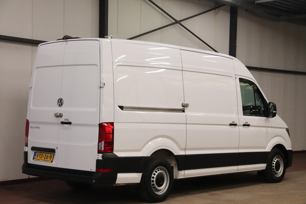 Volkswagen Crafter 2.0 TDI 140PK L3H3 EURO 6 3000KG trekvermogen 2